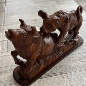 Vintage Wooden Hand Carved Wood Sculpture Figurine Lion Attacking A Bull‎